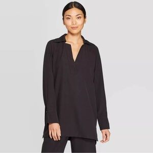 Women's Long Sleeve Deep V-Neck Exaggerated Collar Tunic. Black NWT
